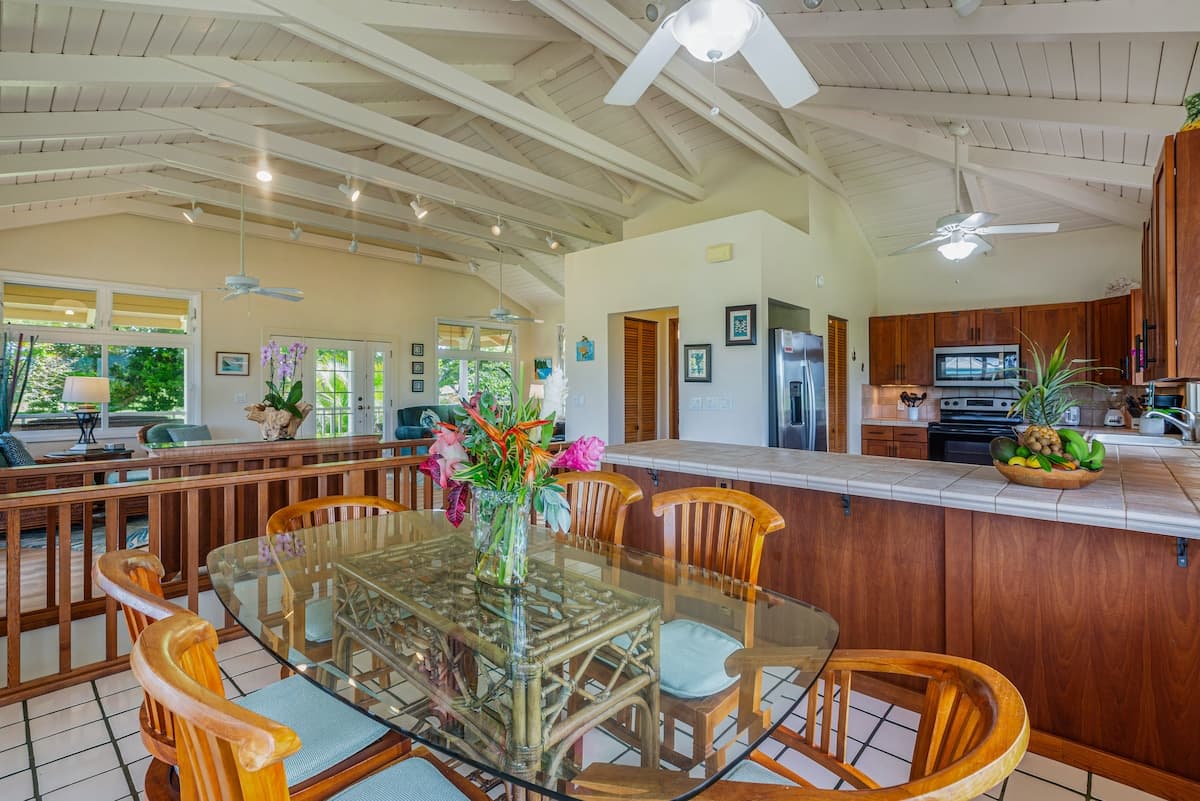Home in Princeville · ★4.83 · 4 bedrooms · 5 beds · 2.5 baths - Photo 4