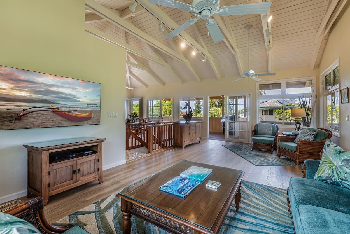 Home in Princeville · ★4.83 · 4 bedrooms · 5 beds · 2.5 baths - Photo 2