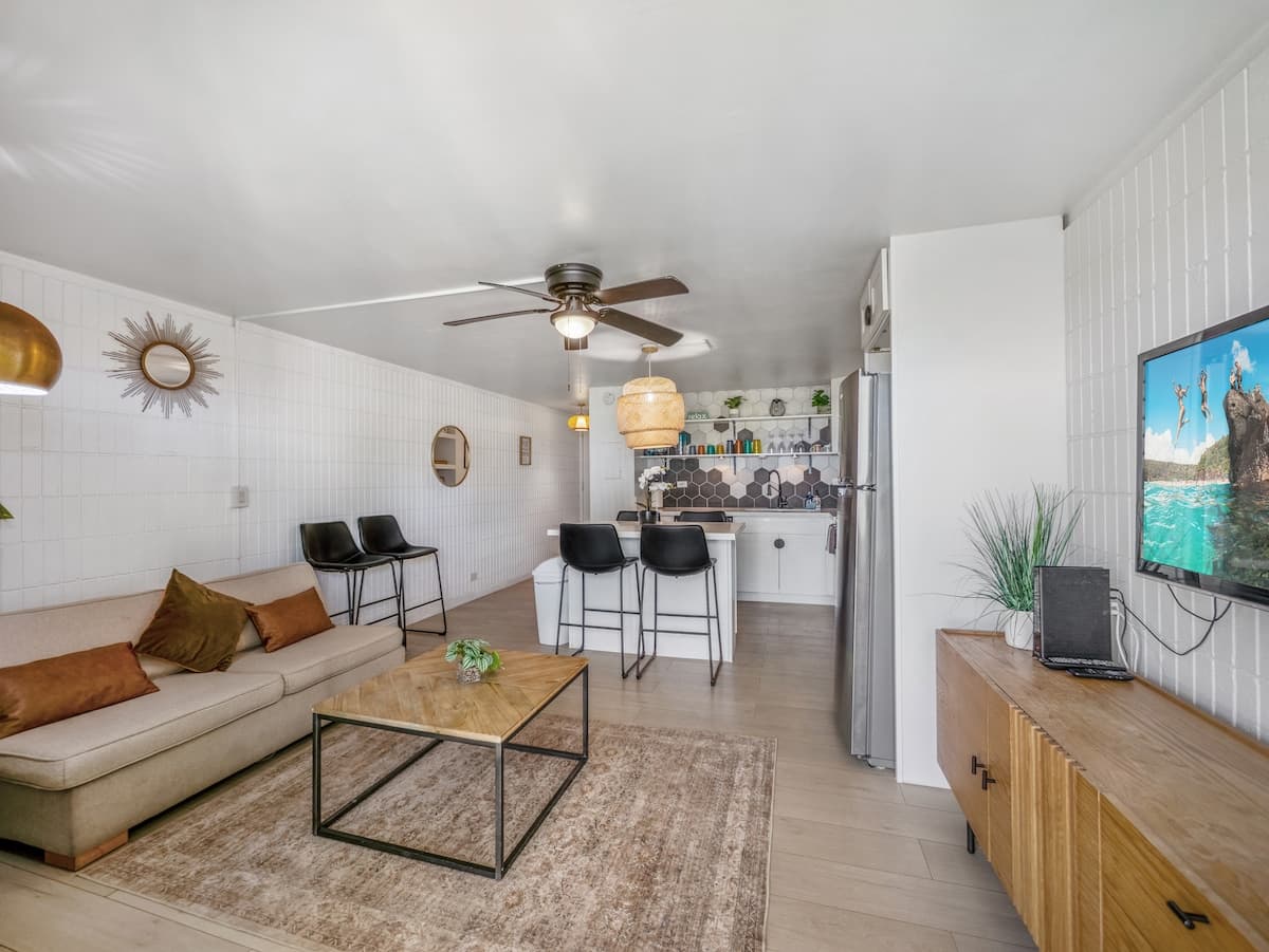 Ultimate Beach Escape: 1BR Cozy NorthShore Unit - Photo 5