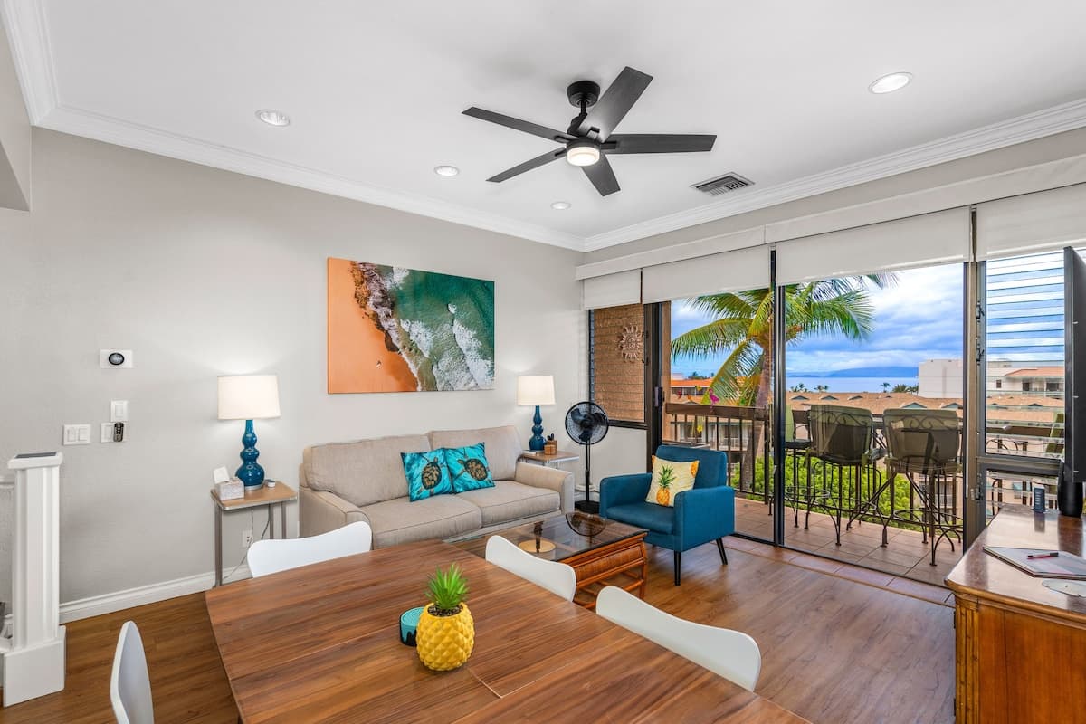 Condo in Kihei · ★4.97 · 2 bedrooms · 4 beds · 2 baths - Photo 4