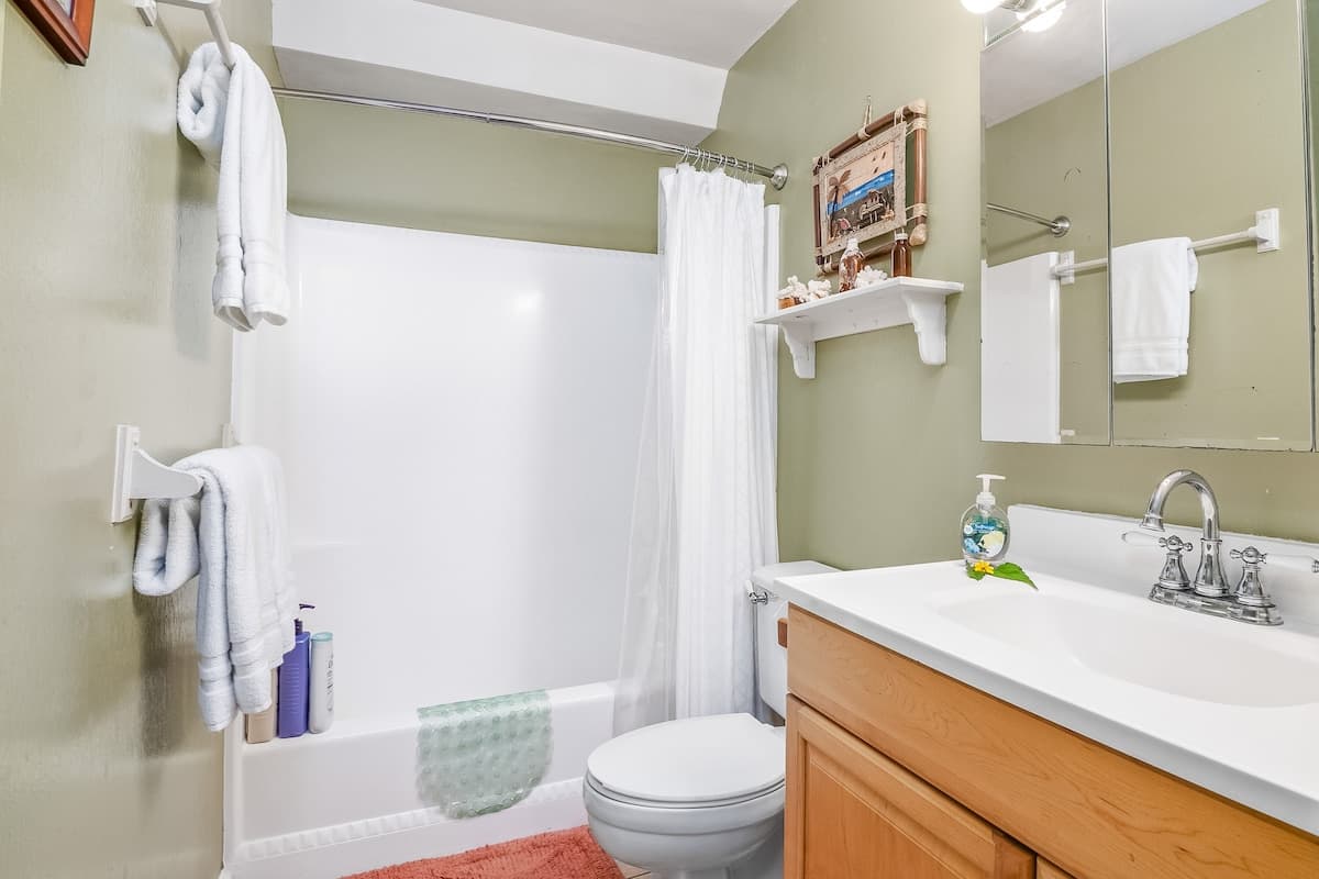 Iconic Turtle Bay - Full Kitchen & 2 Full Baths - Photo 4