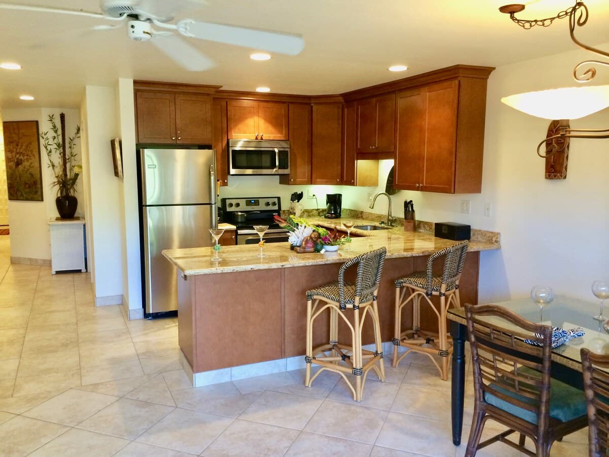 Condo in Kihei · ★4.91 · 2 bedrooms · 3 beds · 2 private baths - Photo 4