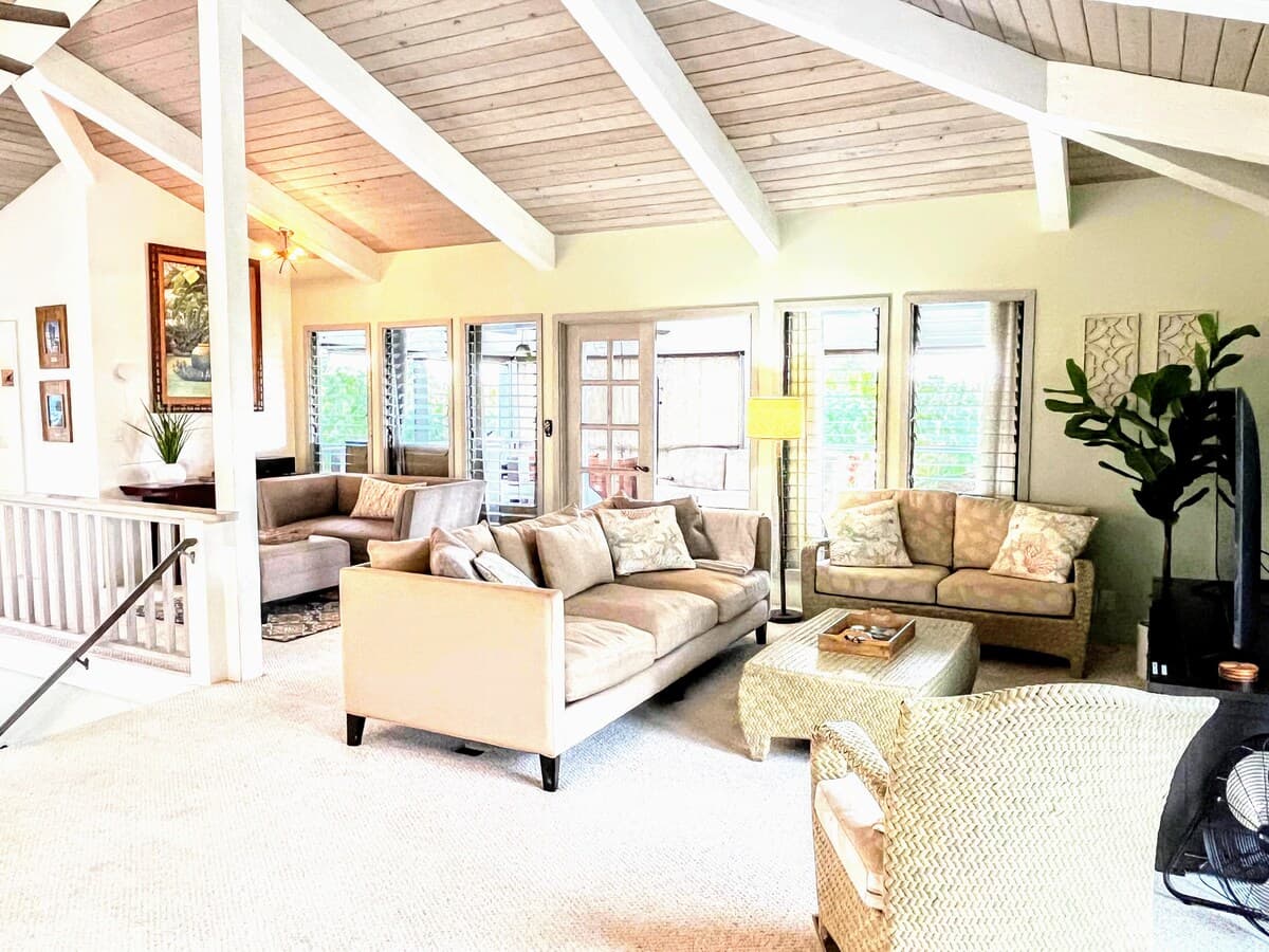 Home in Kailua-Kona · ★4.97 · 4 bedrooms · 8 beds · 4 shared baths - Photo 3