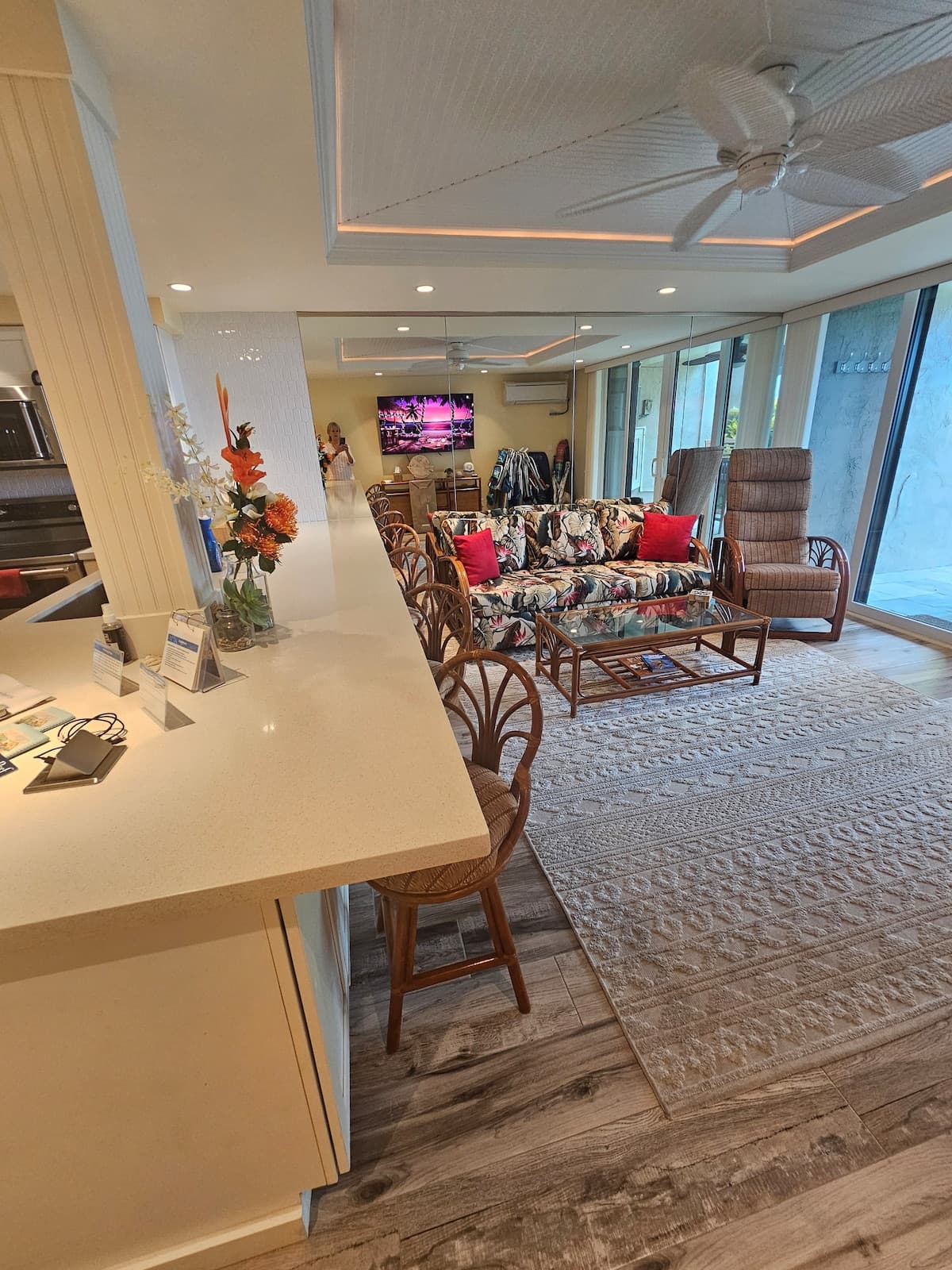 Condo in Kailua-Kona · ★4.95 · 1 bedroom · 2 beds · 1 private bath - Photo 4