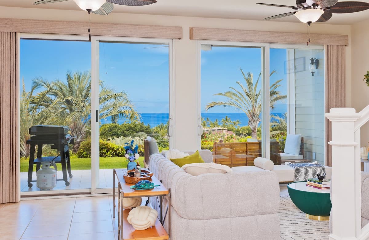 Townhouse in Kailua-Kona · ★5.0 · 3 bedrooms · 3 beds · 2.5 baths - Photo 4