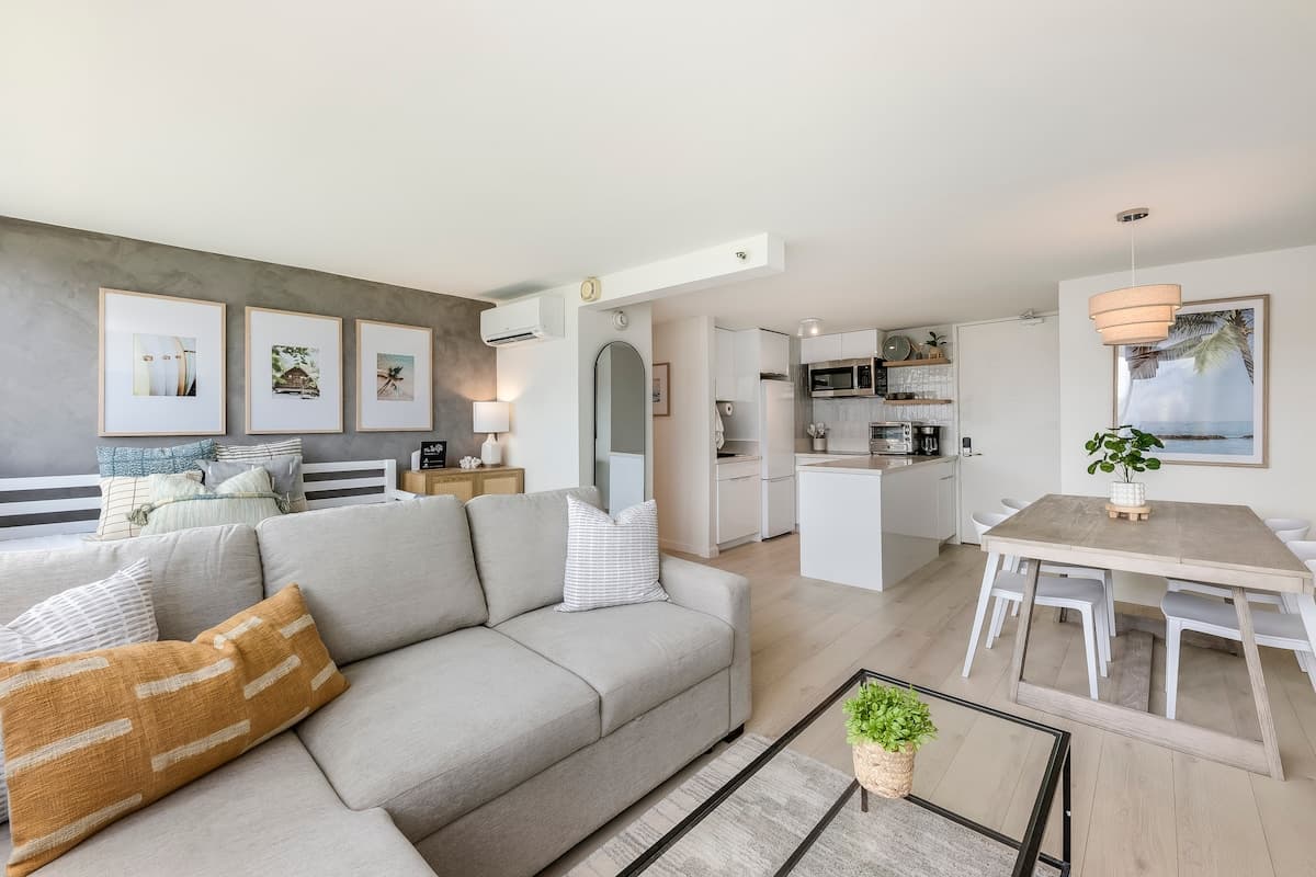 Brand New Ocean View Island Colony One bedroom - Photo 2