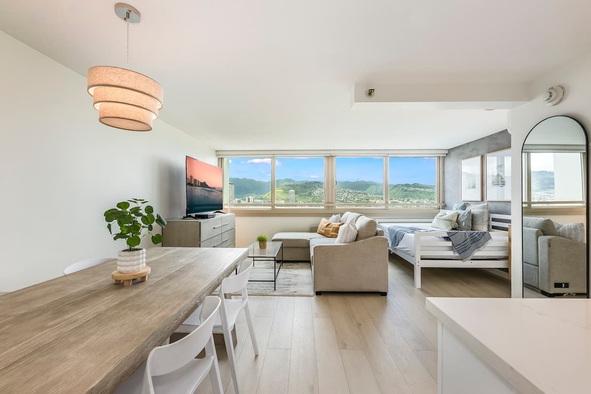 Brand New Ocean View Island Colony One bedroom - Photo 3