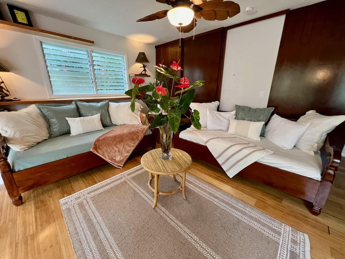 Home in Pahoa · ★4.86 · 4 bedrooms · 5 beds · 3 baths - Photo 5