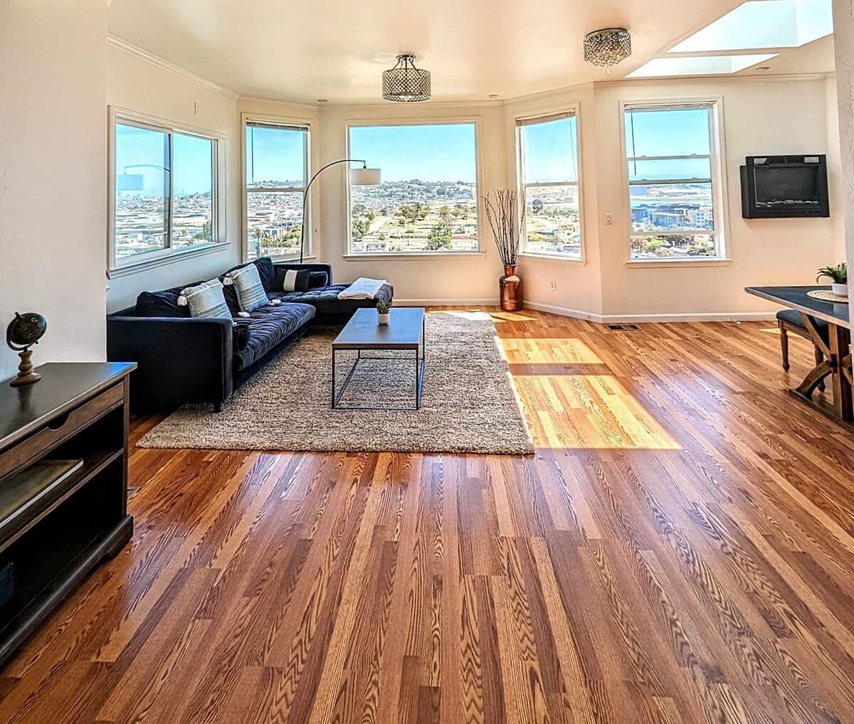 Spacious Property with Ocean View in San Francisco - Photo 1