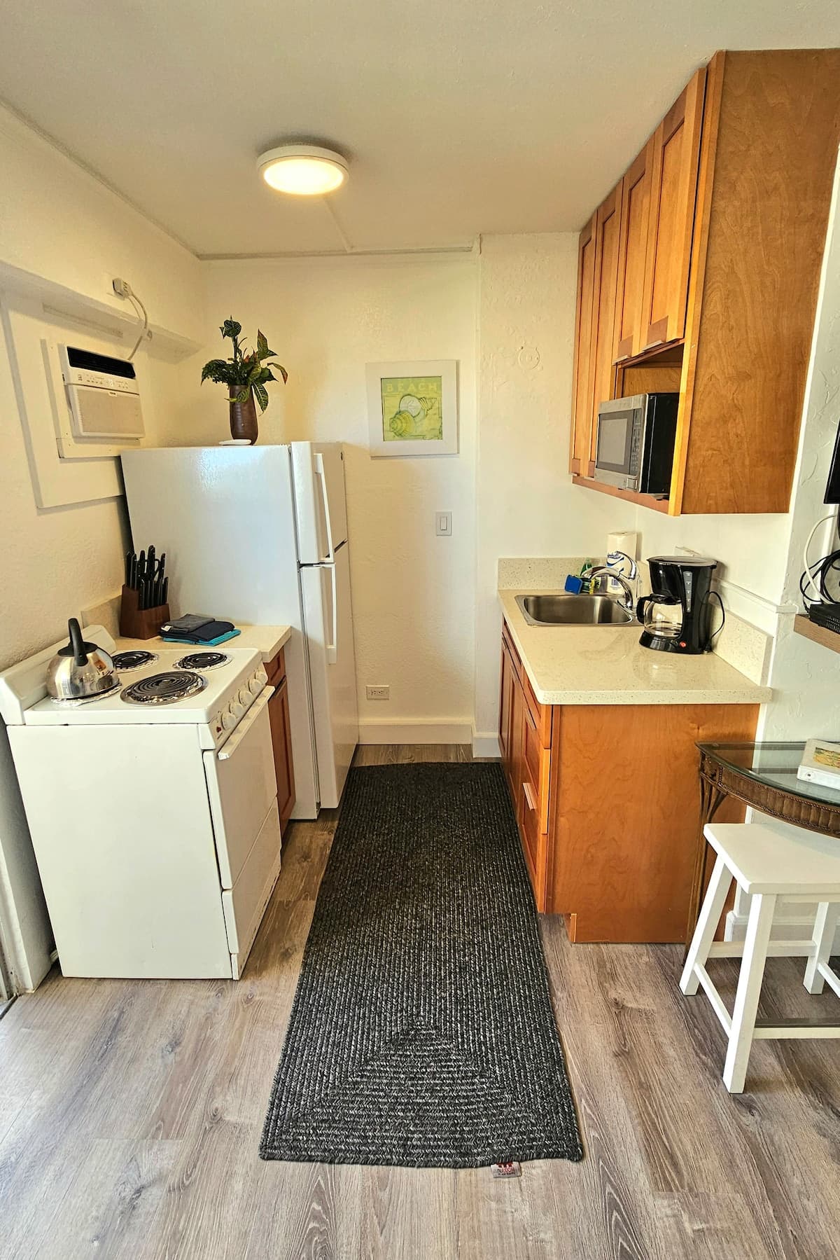 Condo in Honolulu · ★4.77 · 1 bedroom · 1 bed · 1 private bath - Photo 5