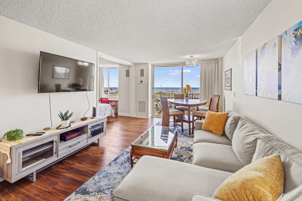 Ilikai Marina Condo 786 - Aloha Condos - Photo 3