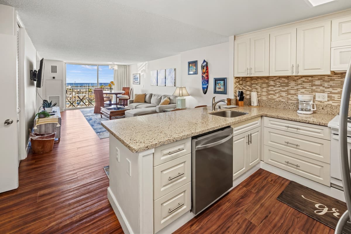 Ilikai Marina Condo 786 - Aloha Condos - Photo 5