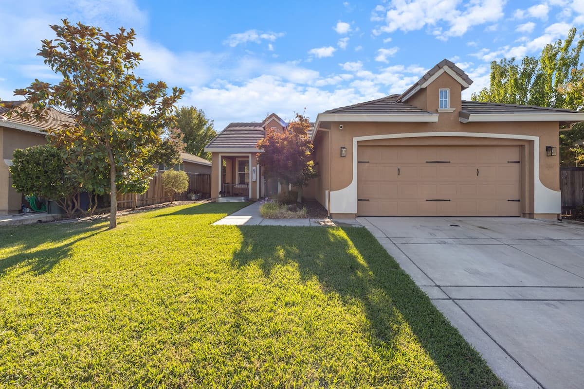 Spacious Sacramento Home Near Airport & Downtown - Photo 1