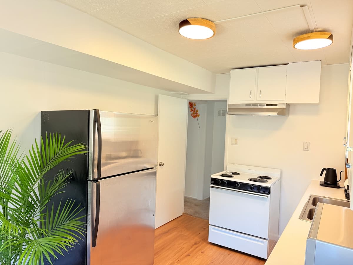 Modern Private Suite | Near UC Berkeley & SF - Photo 2