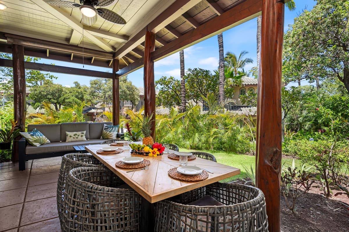 Condo in Waimea · ★5.0 · 3 bedrooms · 4 beds · 2.5 shared baths - Photo 2