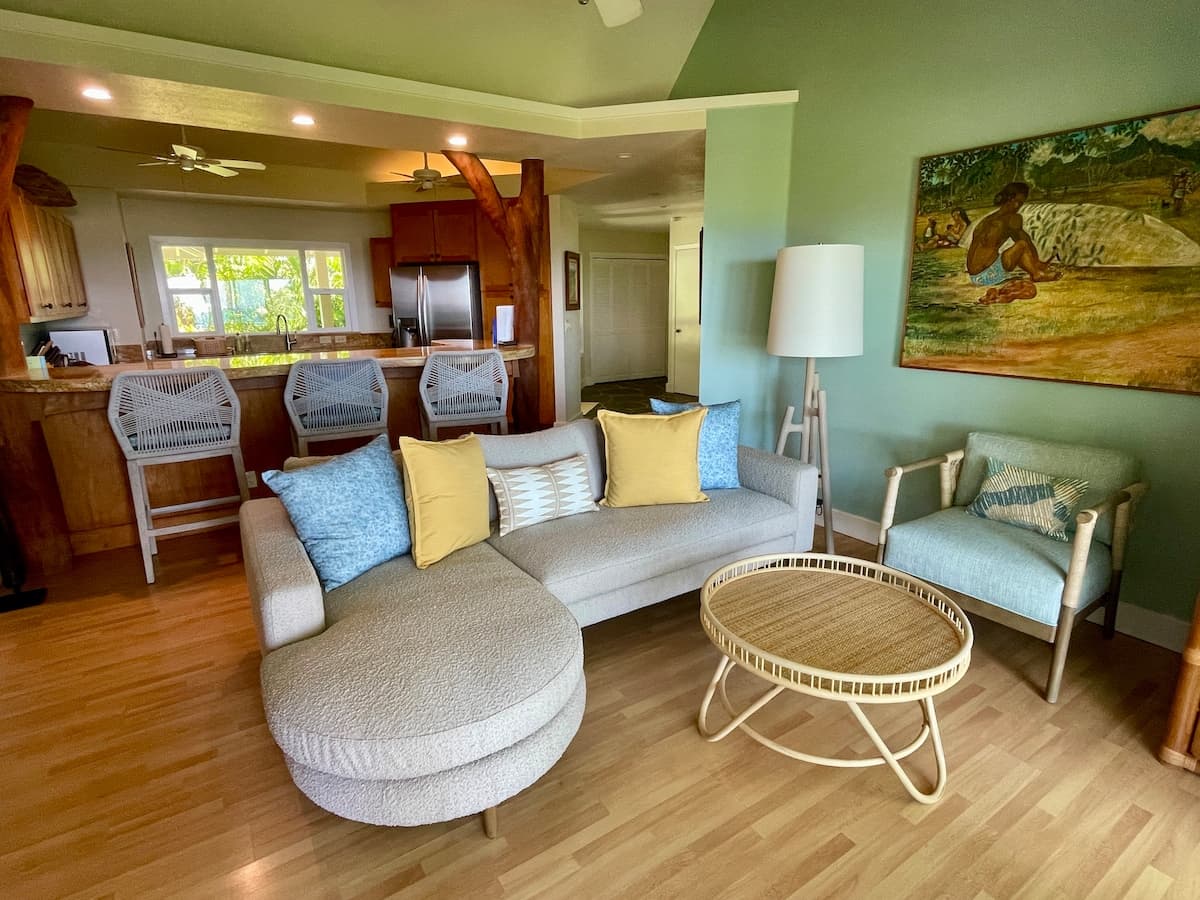 Home in Waimea · ★5.0 · 3 bedrooms · 6 beds · 3 baths - Photo 3