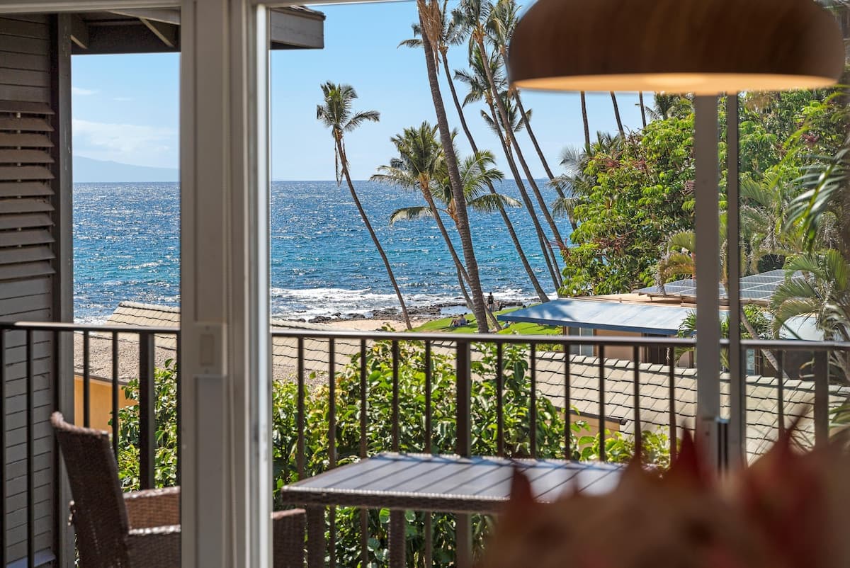Condo in Kihei · ★4.89 · 2 bedrooms · 4 beds · 2 baths - Photo 1