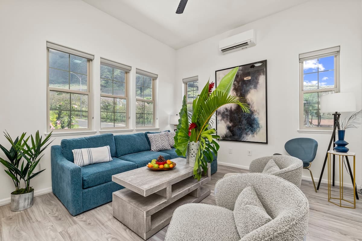 Home in Waianae · ★4.98 · 4 bedrooms · 6 beds · 3.5 shared baths - Photo 5