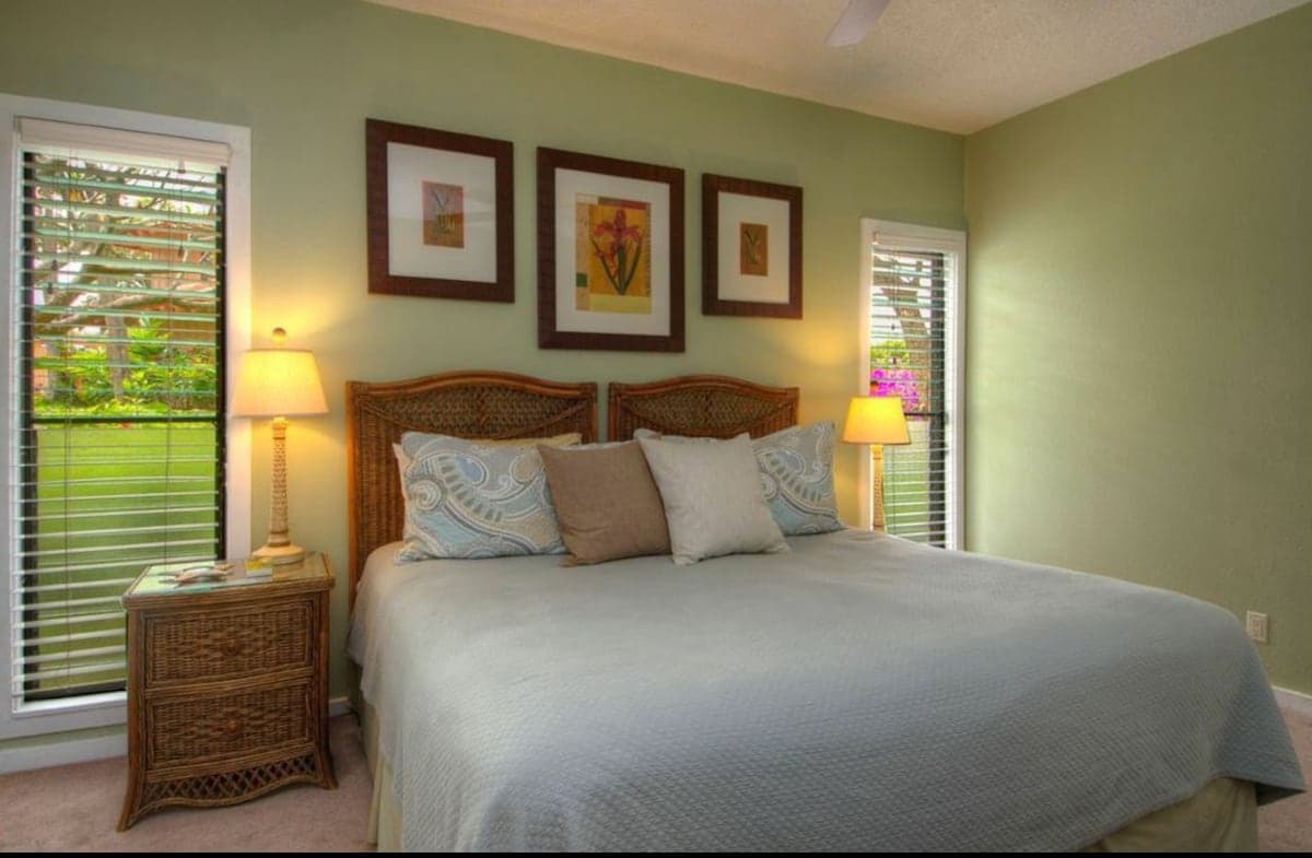 Townhouse in Koloa · ★5.0 · 2 bedrooms · 2 beds · 2 shared baths - Photo 5