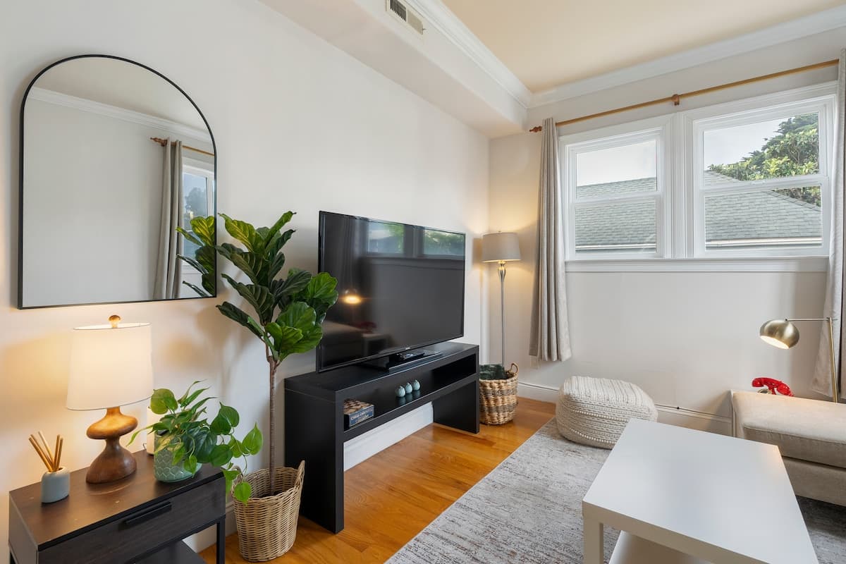 Quiet South SF Home Near Cow Palace & Freeways - Photo 5