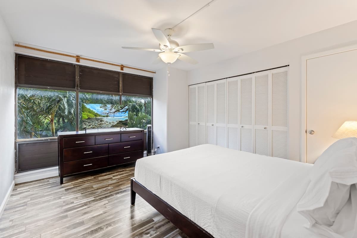 Condo in Lahaina · ★4.96 · 2 bedrooms · 2 beds · 2 private baths - Photo 1