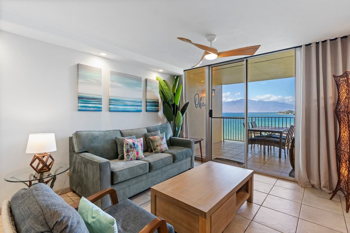 Home in Kihei · ★4.44 · 2 bedrooms · 3 beds · 2 baths - Photo 2