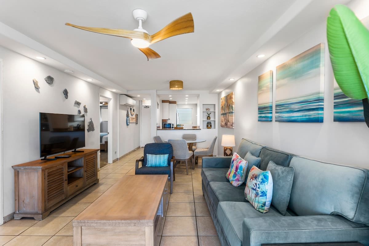 Home in Kihei · ★4.44 · 2 bedrooms · 3 beds · 2 baths - Photo 5