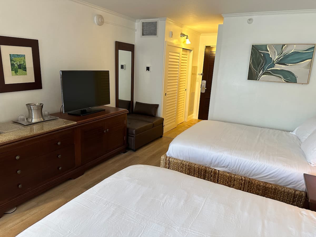 Oceanfront All New Outrigger Kauai Beach Resort - Photo 4
