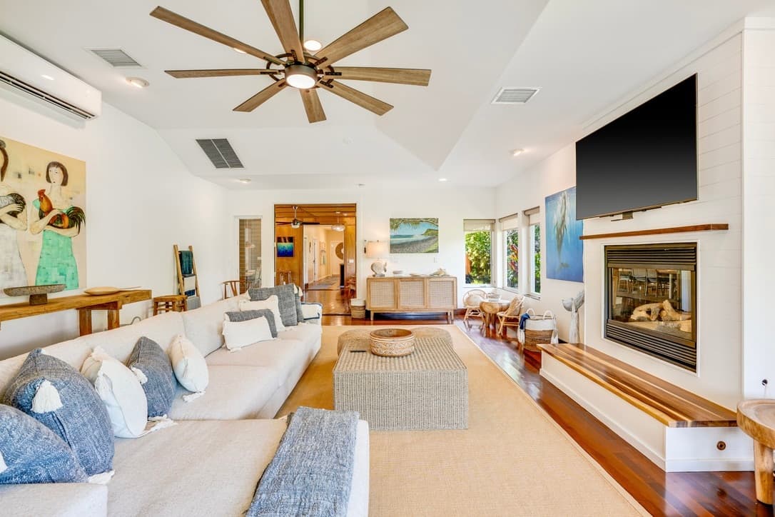 Home in Princeville · ★5.0 · 4 bedrooms · 4 beds · 4 baths - Photo 4