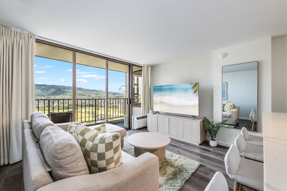 Waikiki Banyan: Green Palms Room 1BR/ Free Parking - Photo 4