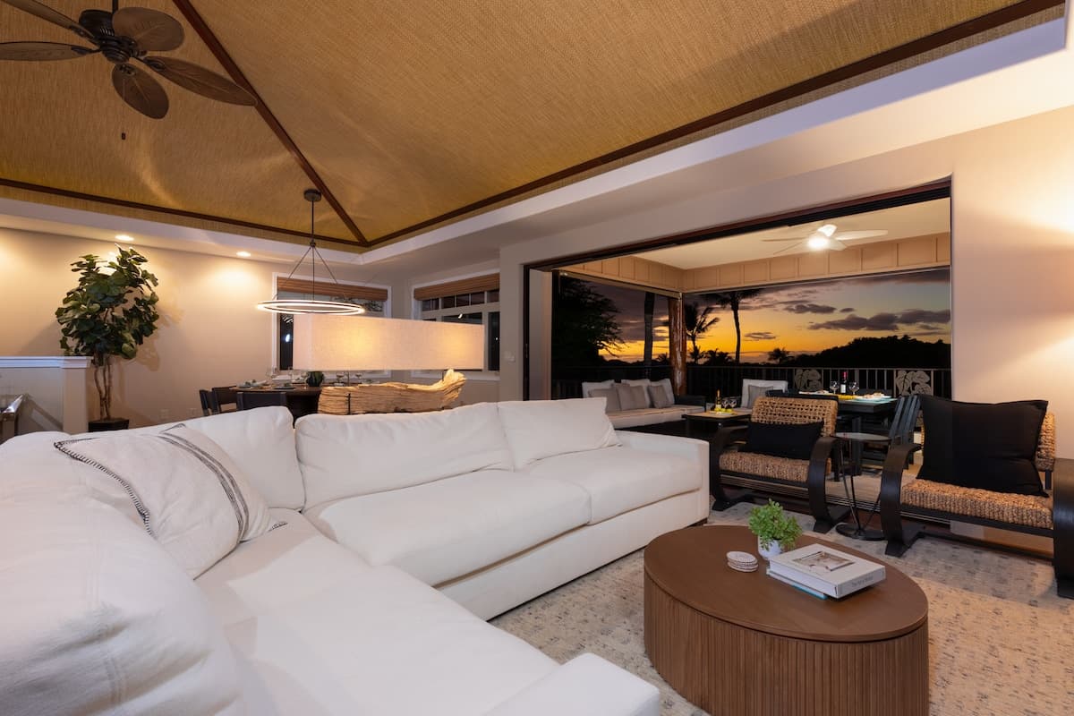 Home in Waimea · ★5.0 · 4 bedrooms · 6 beds · 3.5 baths - Photo 5