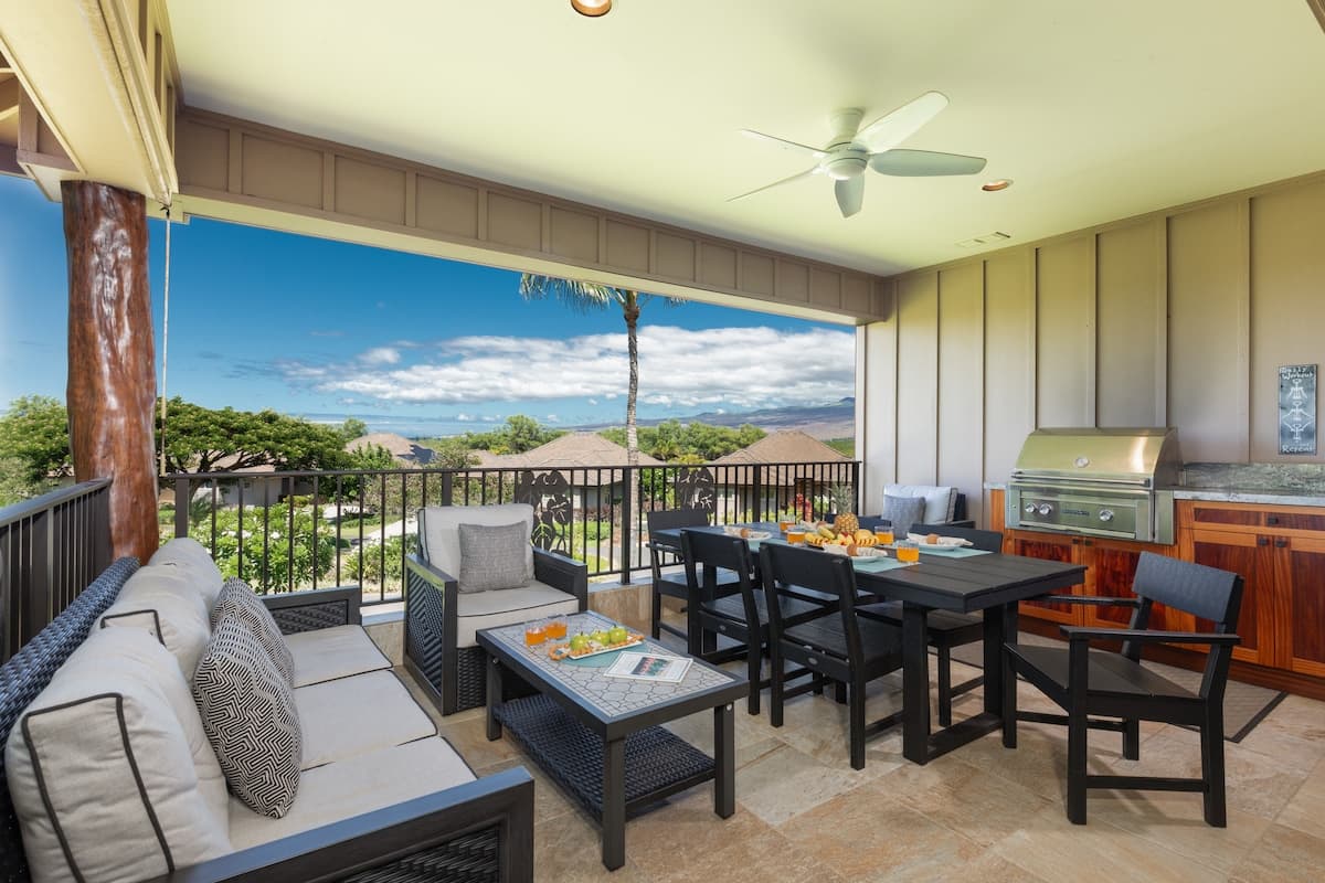 Home in Waimea · ★5.0 · 4 bedrooms · 6 beds · 3.5 baths - Photo 1