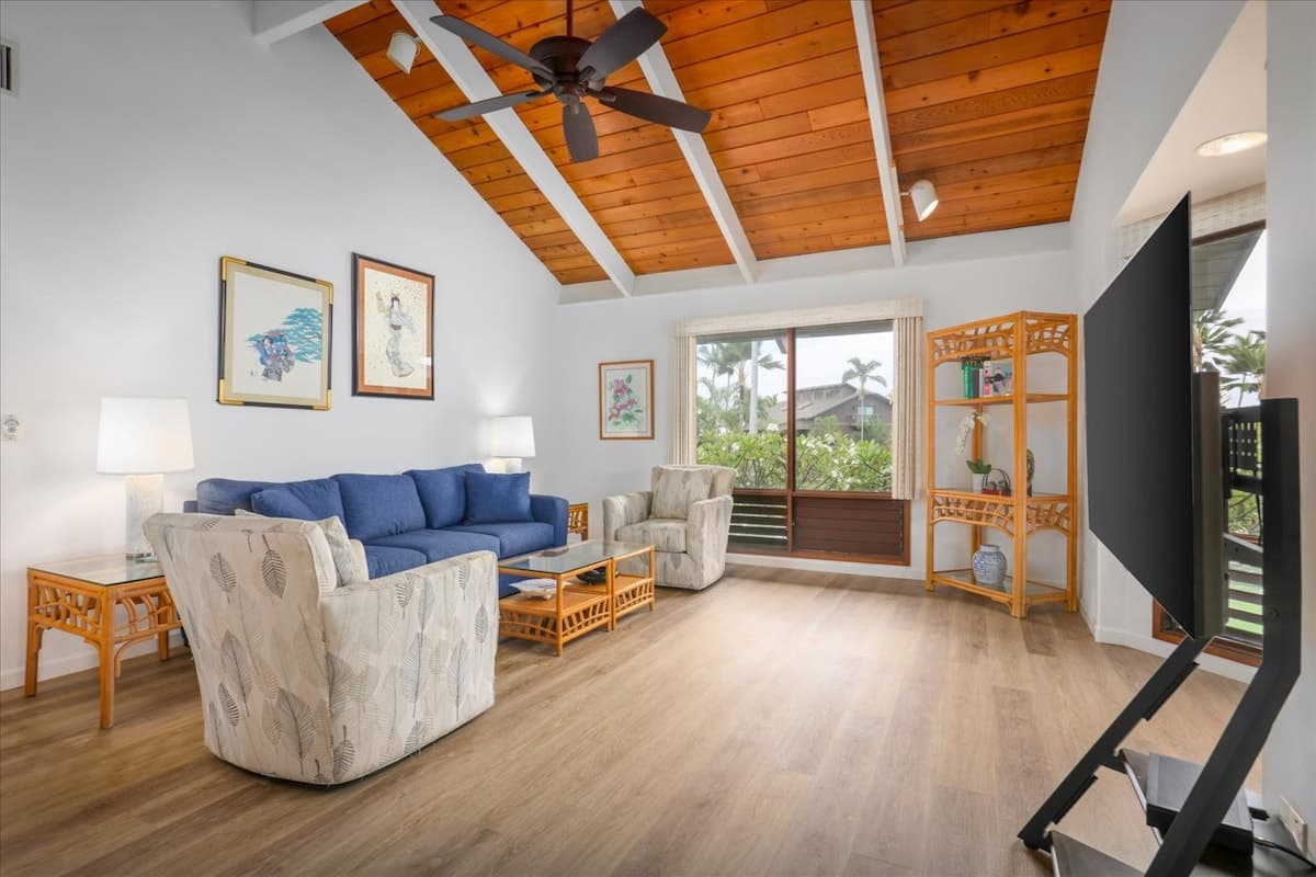 Kanaloa at Kona Unit # 1403 Partial Ocean 2BD/2BA - Photo 3