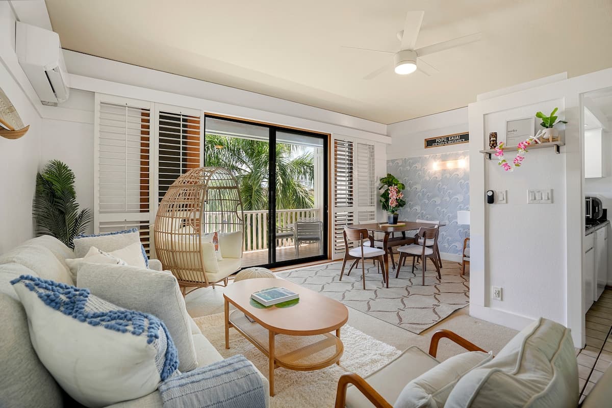 Condo in Koloa · ★4.96 · 1 bedroom · 2 beds · 1 bath - Photo 4