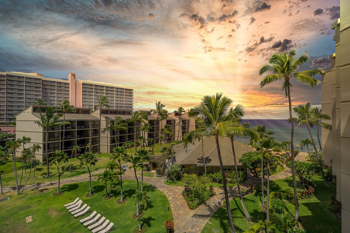 Beachside - Maui Style - Photo 1