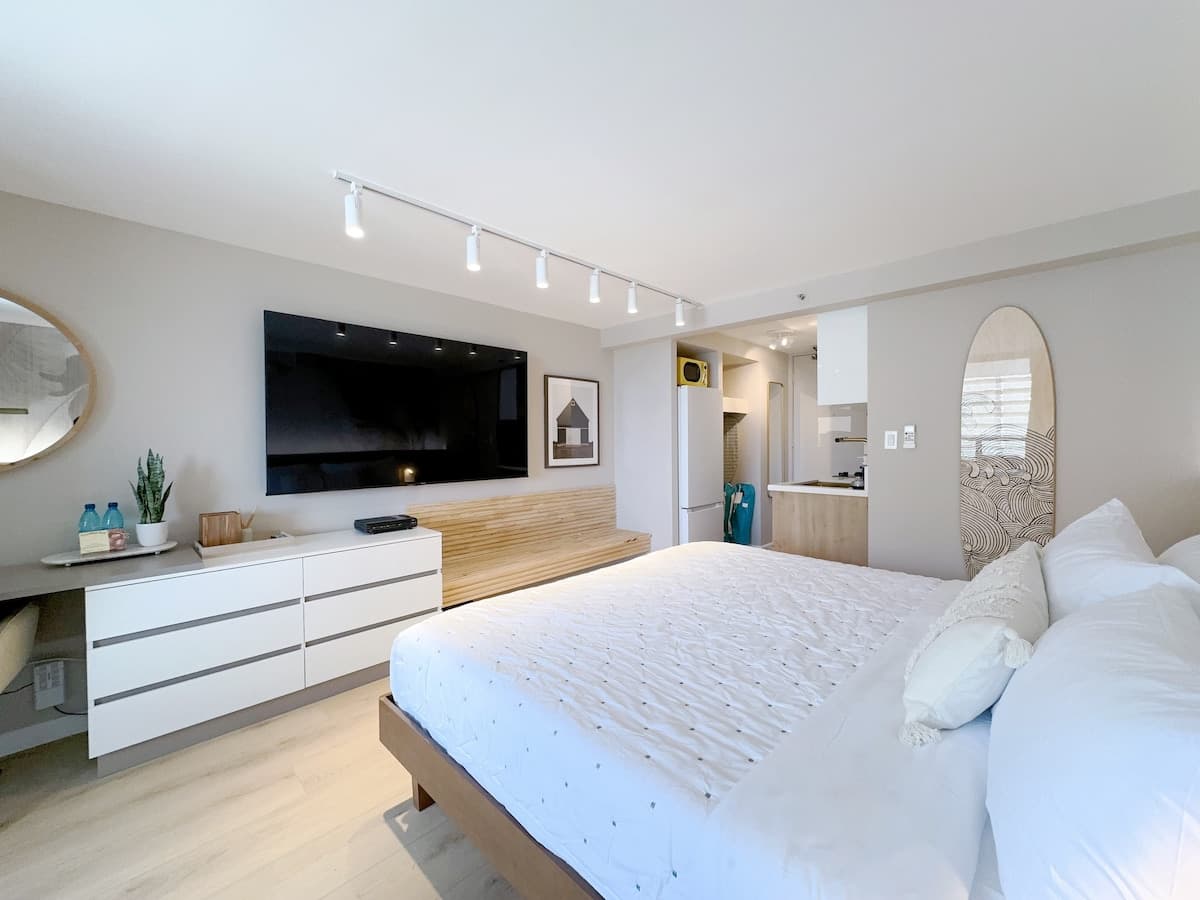 15F-Stunning Boutique King Studio-Waikiki Beach~ - Photo 3