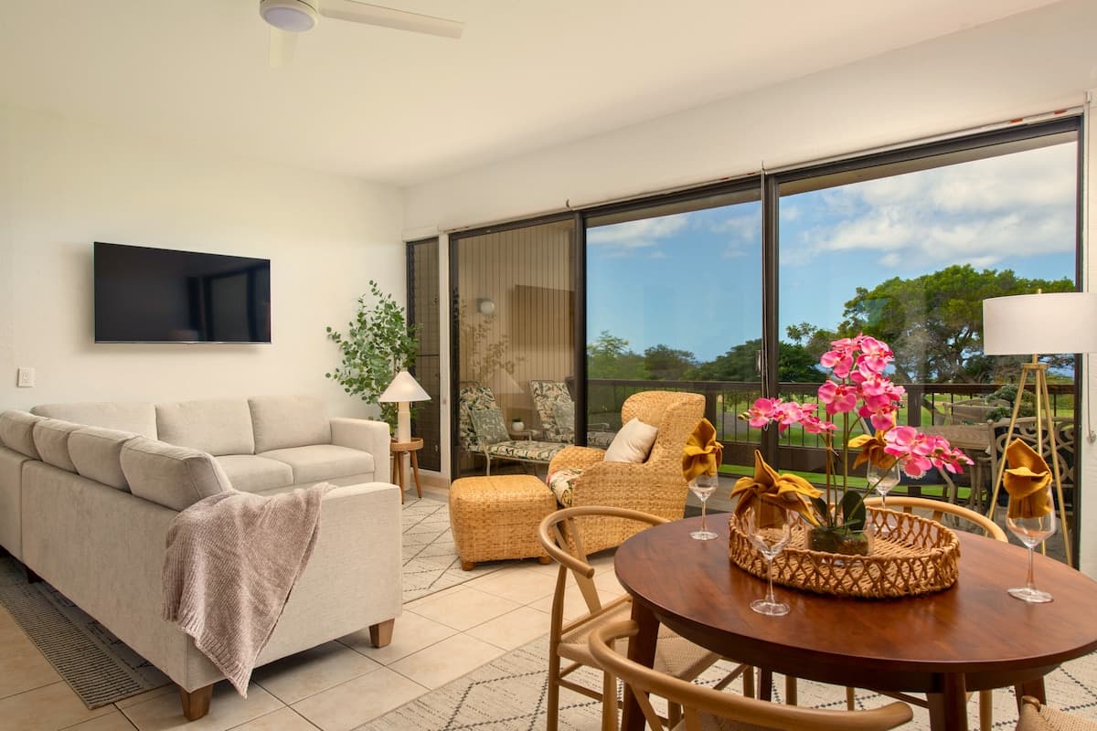 Condo in Waikoloa Village · ★4.83 · 1 bedroom · 2 beds · 1 bath - Photo 2