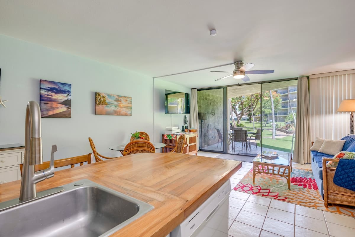 Oceanfront Condo in Maui Sunset Resort with Pool - Photo 3