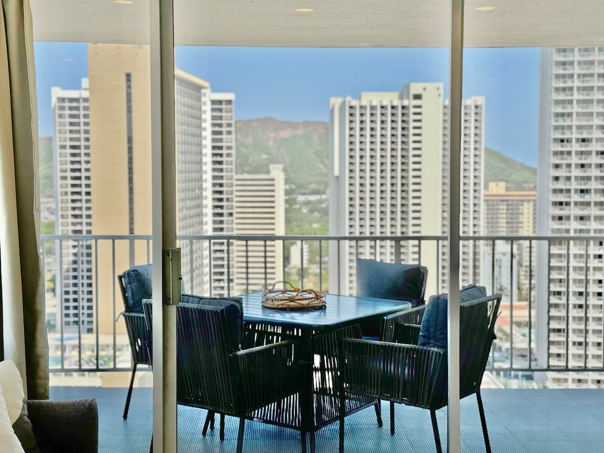 28F-Upscale Ocean View 1BR-3min Walk to Beach! - Photo 4