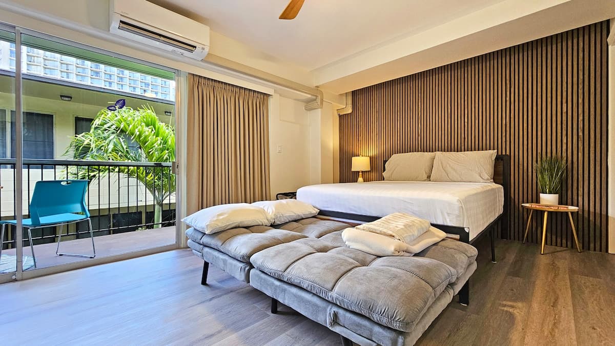 Charming 1BR Apartment walking distance to Waikiki - Photo 2
