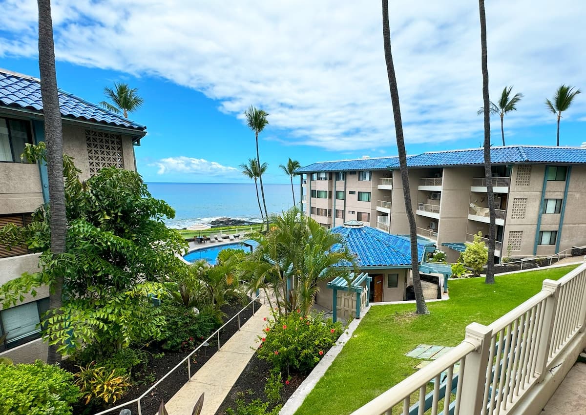 Exceptional Kona Reef Condo: Full AC & Oceanfront - Photo 1