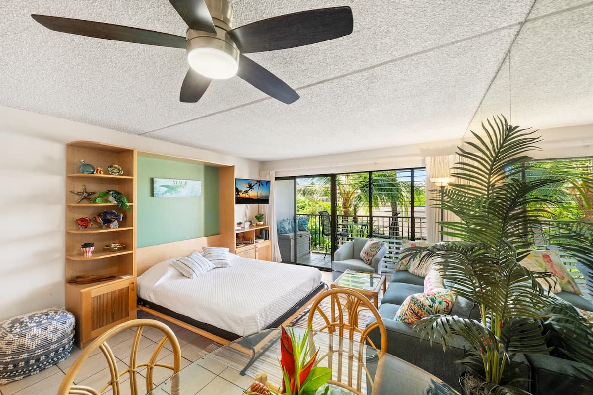 Condo in Kihei · ★5.0 · 1 bedroom · 2 beds · 1 bath - Photo 3
