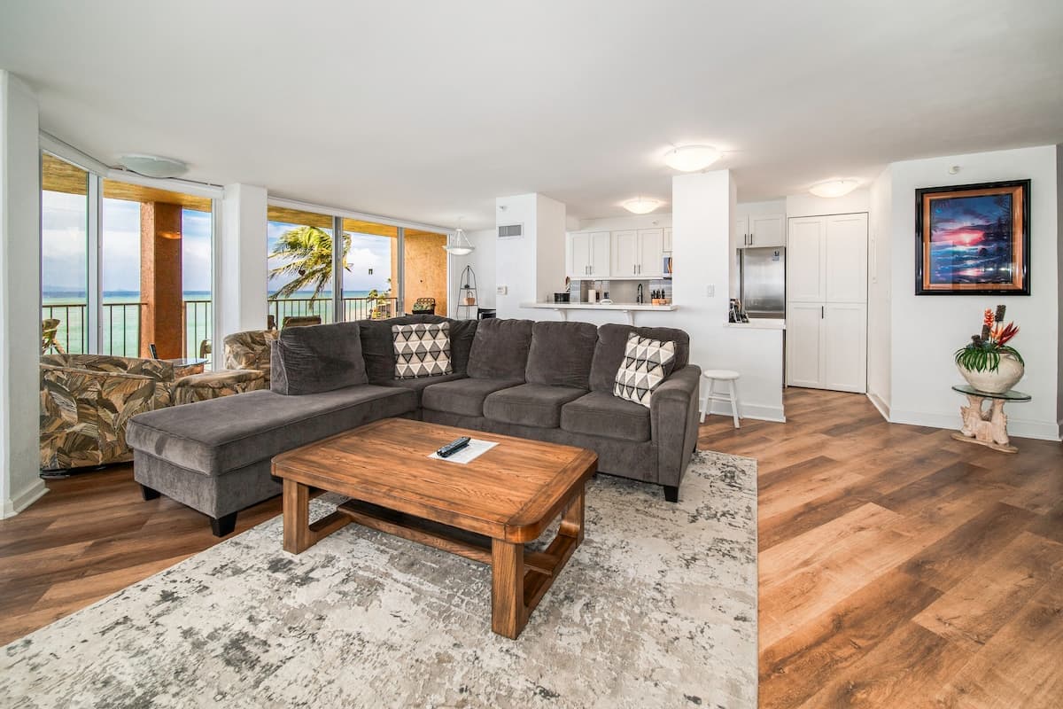 Royal Kahana Maui Unit 410 Oceanfront 2B/2.5B - Photo 1