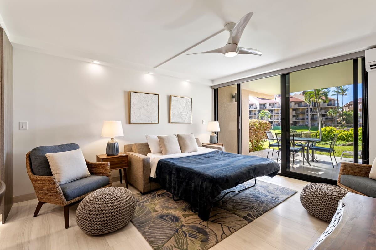 Condo in Kihei · ★4.79 · 1 bedroom · 2 beds · 2 baths - Photo 4