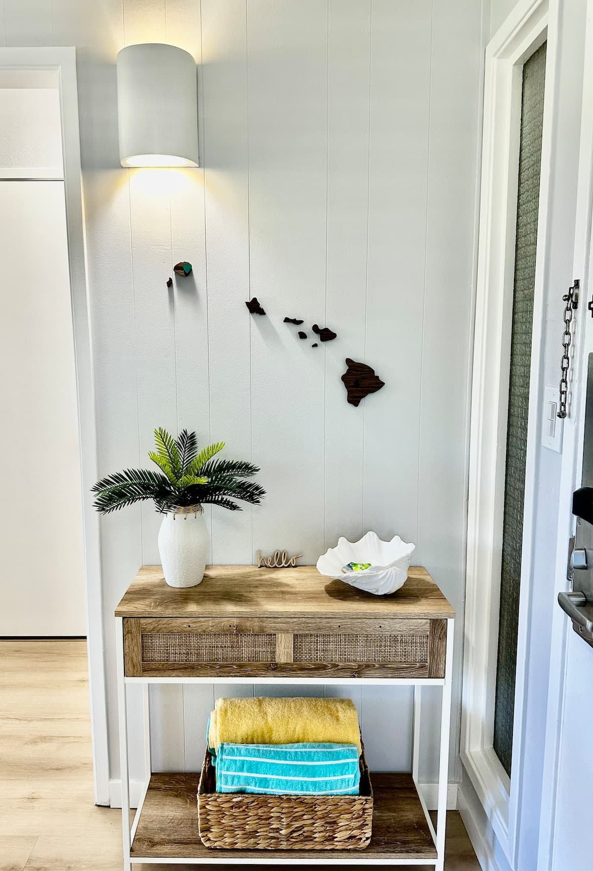 Condo in Kapaa · ★4.94 · 1 bedroom · 2 beds · 1 private bath - Photo 4