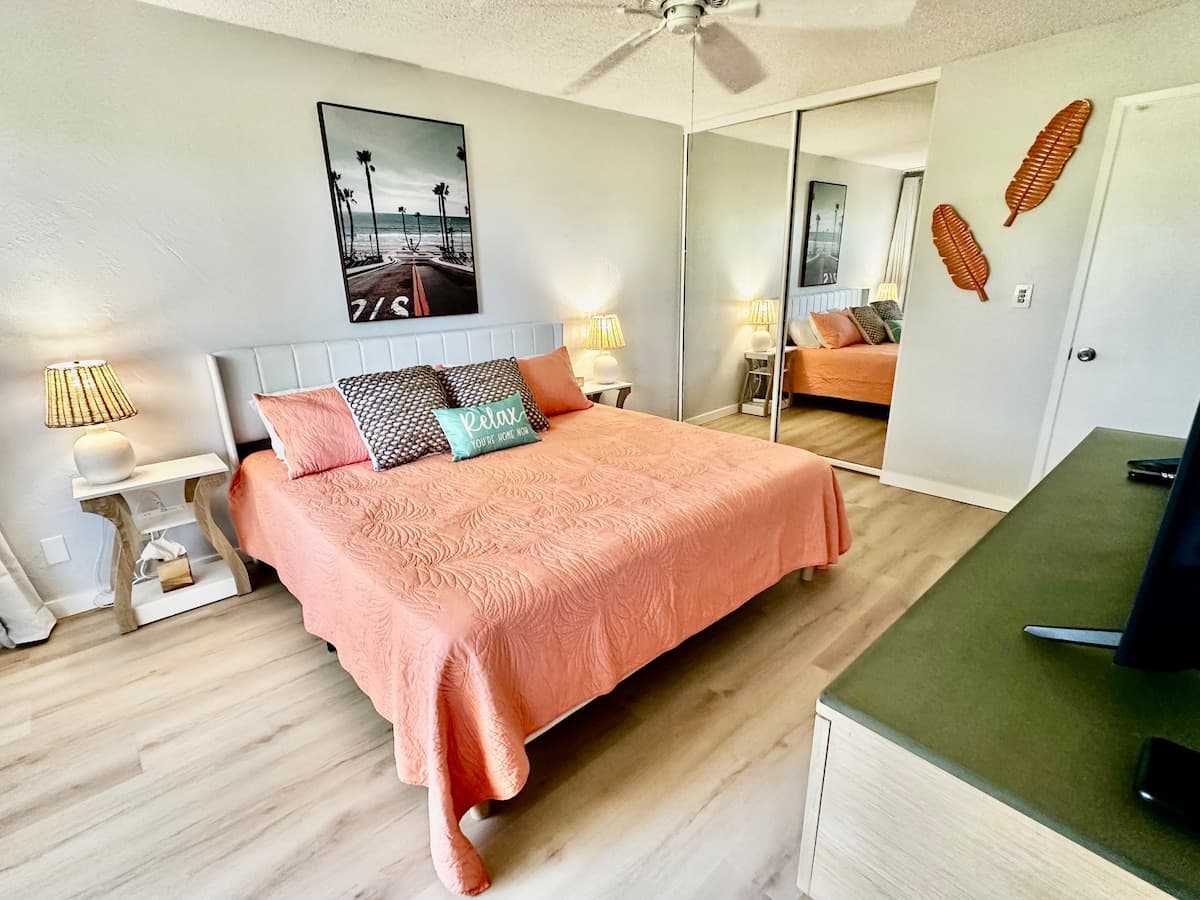 Condo in Kapaa · ★4.94 · 1 bedroom · 2 beds · 1 private bath - Photo 1
