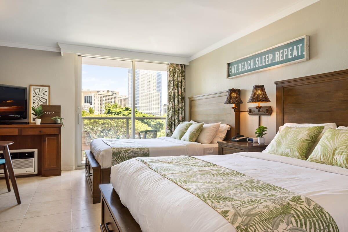 Boutique-Style Comfort at Luana Waikiki - Photo 3