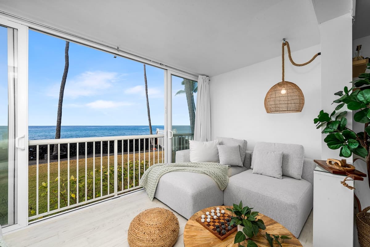 Condo in Kailua-Kona · ★4.95 · 1 bedroom · 1 bed · 1 bath - Photo 1
