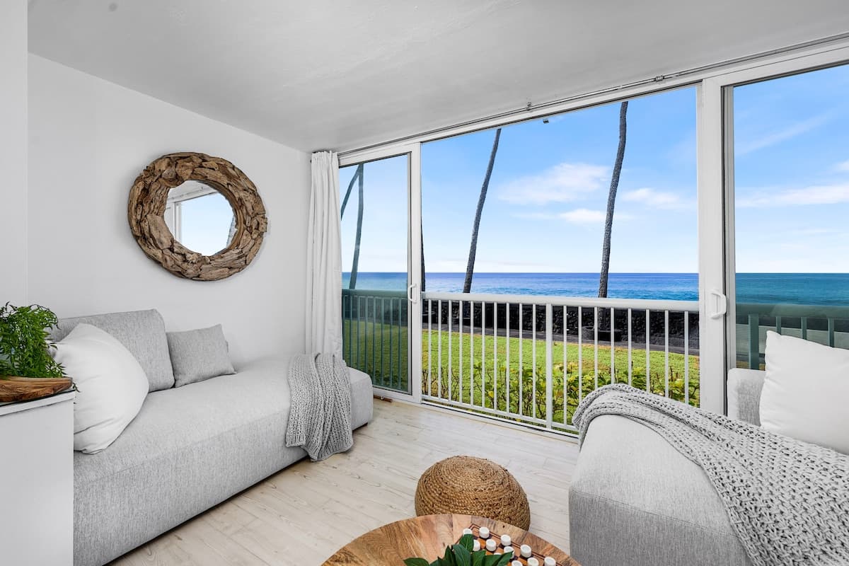 Condo in Kailua-Kona · ★4.95 · 1 bedroom · 1 bed · 1 bath - Photo 4