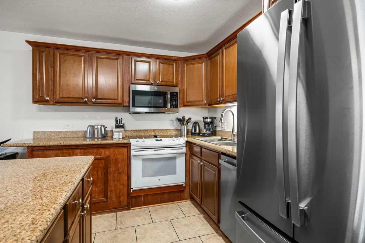 Family Friendly Loft Style Kihei Condo 2BD/2BA - Photo 5
